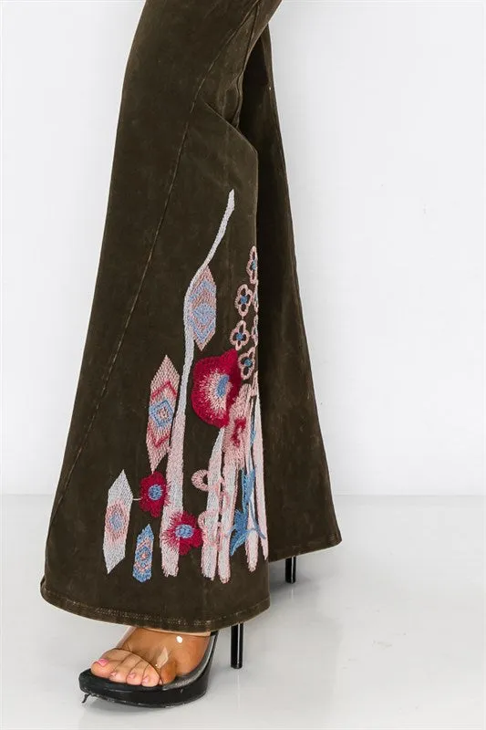 Aztec Embroidery Flare Leg Yoga Pants