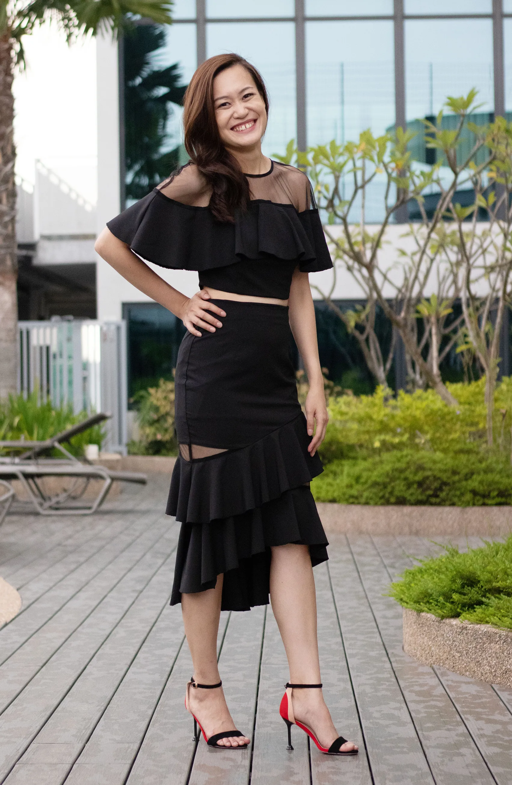 Brigitte Drapey Netted Layered See-through Black Midi Crop Sexy Top